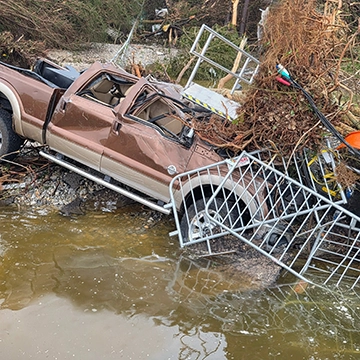 how to survive flash flood